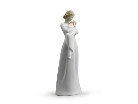 A Mother s Embrace Figurine REF: 1018218 Online Hot Sale